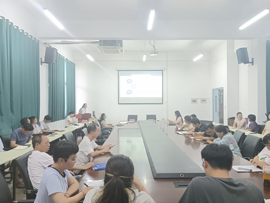 图书馆走进机电学院 深化教学服务，助力科研创新——“尚唯产品样本”数据库宣传推广活动纪实